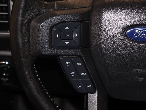 Used 2019 Ford F150 XLT w/ Equipment Group 302A Luxury AWD/4WD image 18