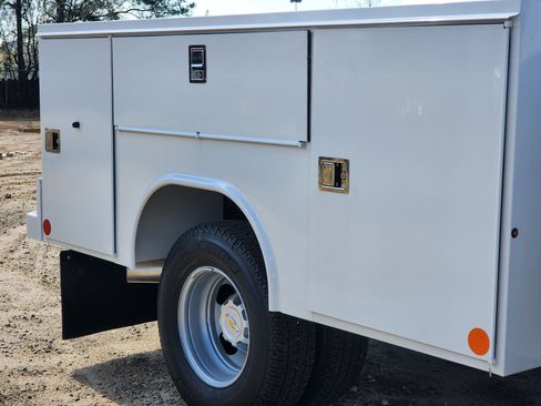 New 2026 Chevrolet Silverado 3500 W/T w/ WT Convenience Package image 9