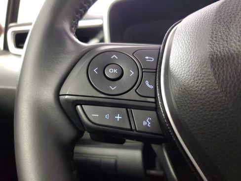 Used 2020 Toyota Corolla SE FWD image 21