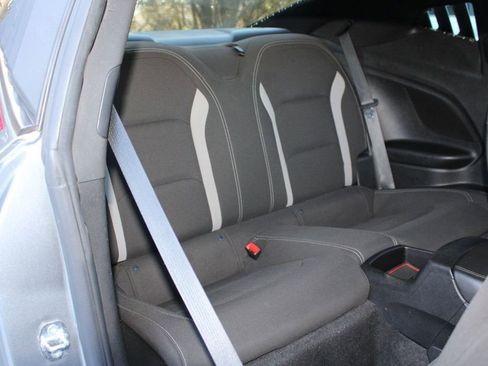 Used 2020 Chevrolet Camaro LT w/ RS Package image 36