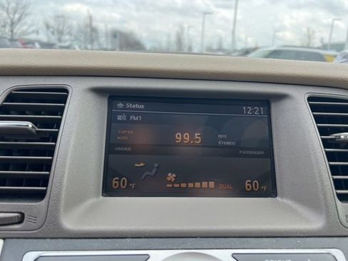 Used 2009 Nissan Murano SL w/ Technology Pkg image 17