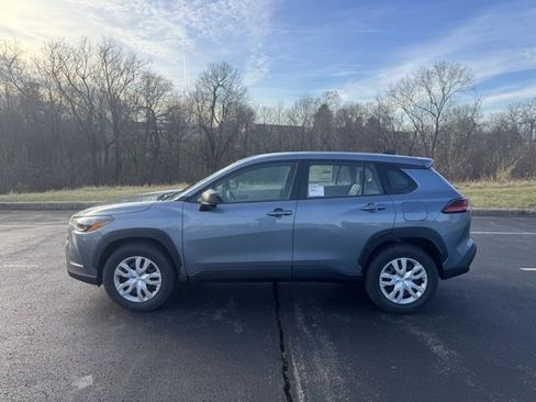 New 2026 Toyota Corolla Cross L image 6