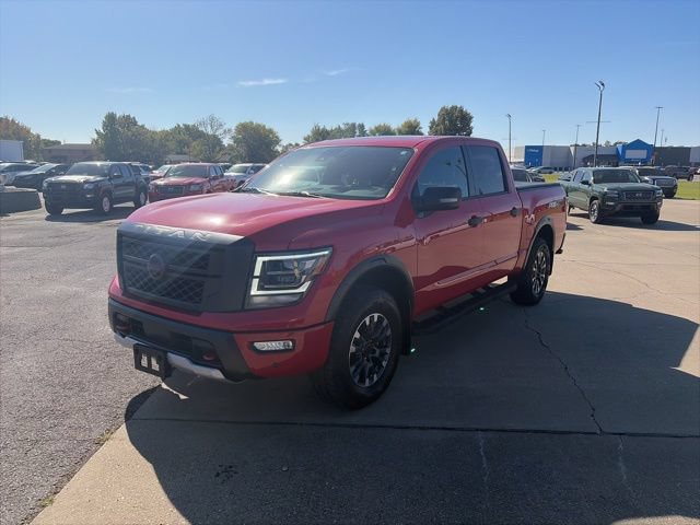 Used 2024 Nissan Titan PRO-4X w/ Pro-4x Convenience Package AWD/4WD image 2