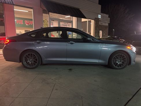 Used 2017 Genesis G80 3.8 image 9