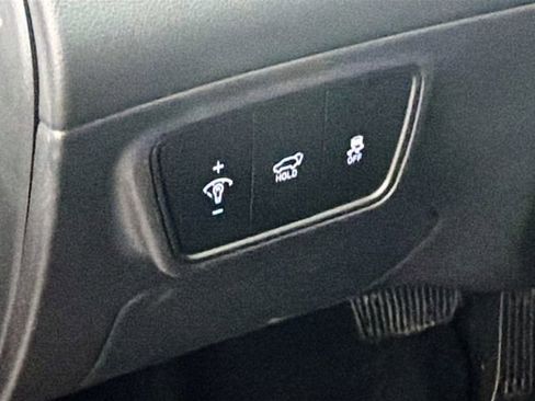 Certified 2024 Hyundai Tucson SEL w/ Convenience Package FWD image 10