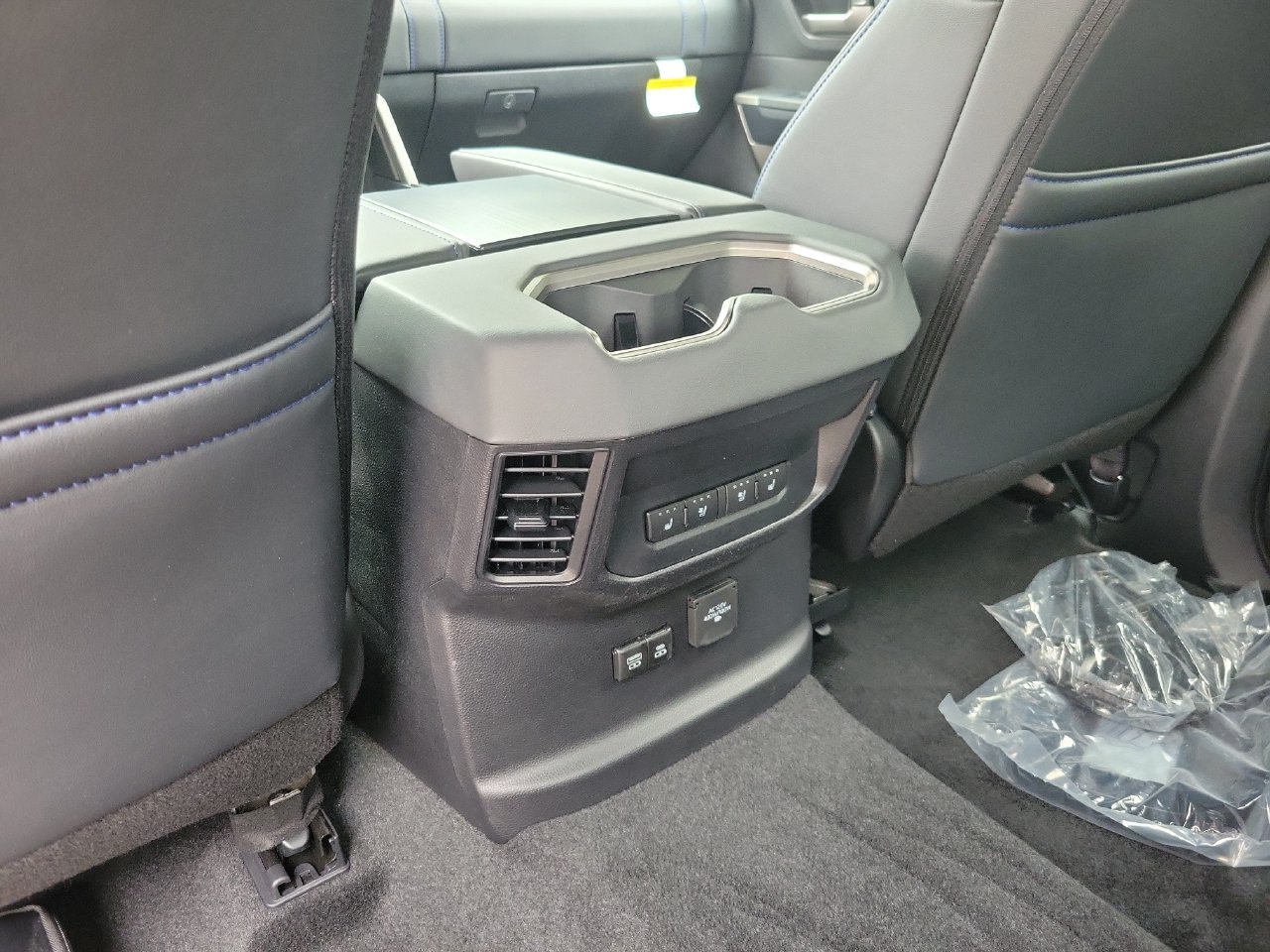 Used 2026 Toyota Tundra Platinum AWD/4WD image 11