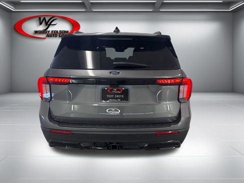 New 2026 Ford Explorer ST-Line w/ ST-Line Street Pack RWD image 8