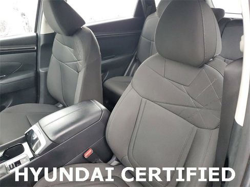 Certified 2022 Hyundai Tucson SE image 10