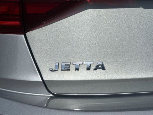 Used 2021 Volkswagen Jetta SEL image 24