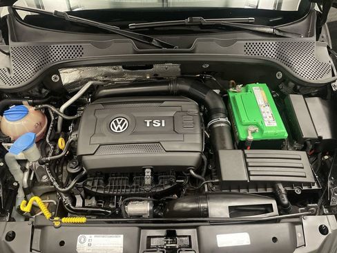 Used 2015 Volkswagen Beetle 1.8T FWD image 21