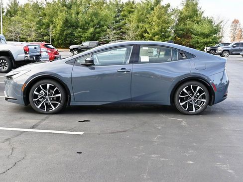 New 2026 Toyota Prius Plug-In Hybrid image 4