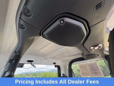 Used 2020 Jeep Wrangler Sport AWD/4WD image 13