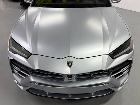 Used 2022 Lamborghini Urus AWD/4WD image 32