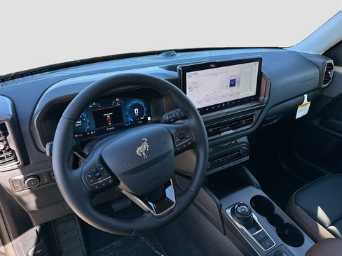 New 2025 Ford Bronco Sport Outer Banks w/ Outer Banks Tech Package+ image 6