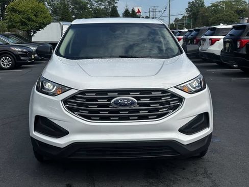 Certified 2020 Ford Edge SE FWD image 2