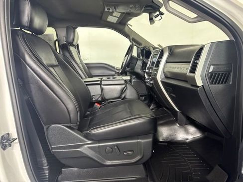 Certified 2020 Ford F350 Lariat AWD/4WD image 4