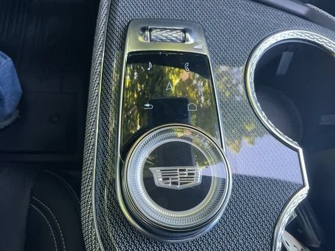 Used 2025 Cadillac Optiq Sport 2 w/ LPO, Floor Liner Package AWD/4WD image 14