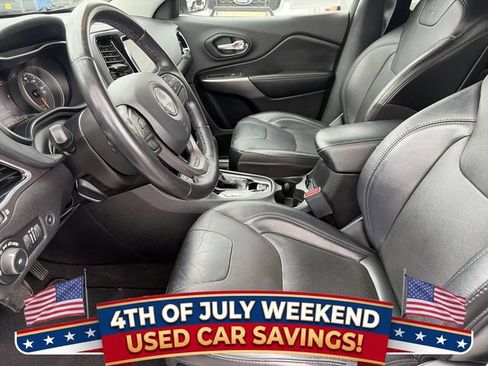 Used 2020 Jeep Cherokee Limited FWD image 18
