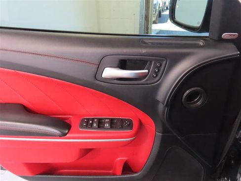 Used 2022 Dodge Charger Scat Pack RWD image 13