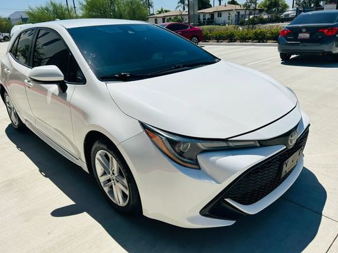 Used 2019 Toyota Corolla SE w/ Carpet Mat Package FWD image 3