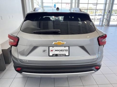 New 2026 Chevrolet Trax LT w/ Driver Confidence Package image 32
