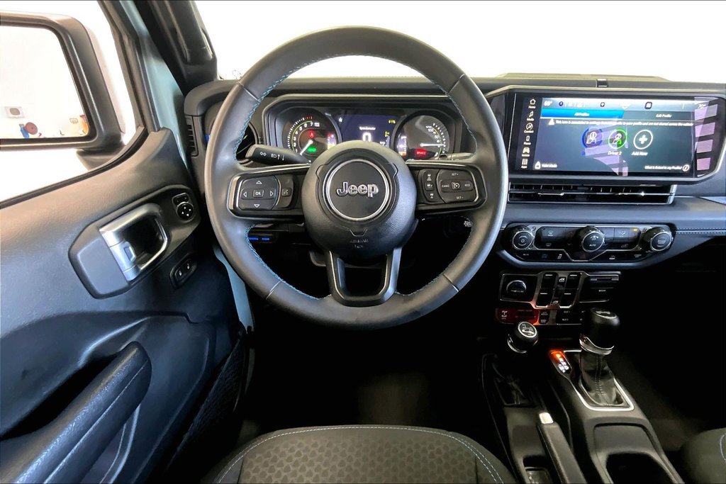 Used 2024 Jeep Wrangler Unlimited Rubicon 4xe AWD/4WD image 5
