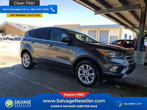 Used 2017 Ford Escape SE AWD/4WD image 5