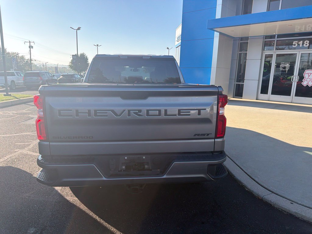 Used 2021 Chevrolet Silverado 1500 RST w/ LPO, Dark Essentials Package AWD/4WD image 3