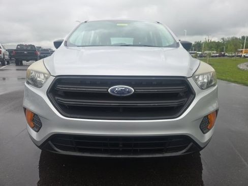 Used 2018 Ford Escape S FWD image 3