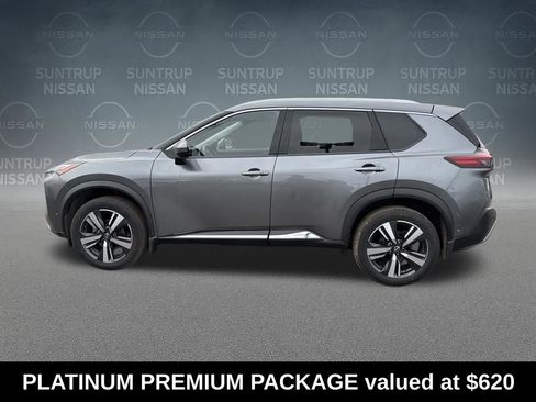 Used 2023 Nissan Rogue Platinum w/ Platinum Premium Package image 2