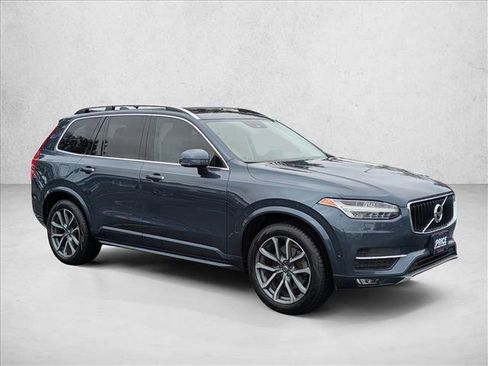 Used 2019 Volvo XC90 T6 Momentum w/ Advanced Package AWD/4WD image 3