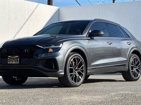 Used 2022 Audi Q8 Premium Plus image 8