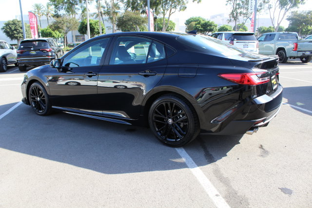 Certified 2025 Toyota Camry SE FWD image 8