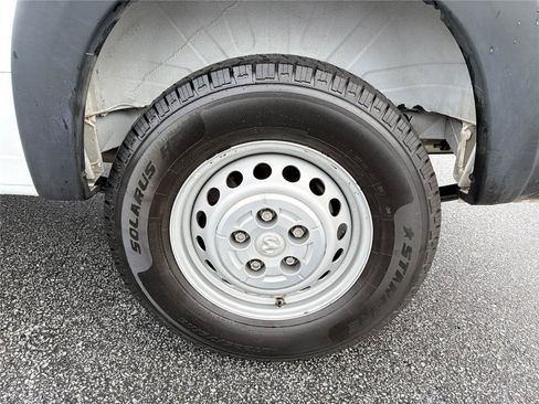 Used 2025 RAM ProMaster 2500 w/ Convenience Group FWD image 19