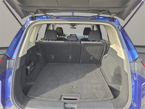 Certified 2023 Nissan Rogue SV image 30