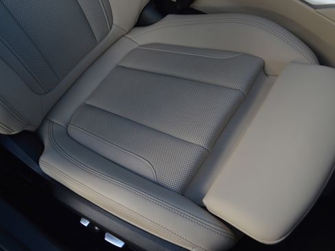 Certified 2023 BMW 330i xDrive Sedan w/ Premium Package image 38