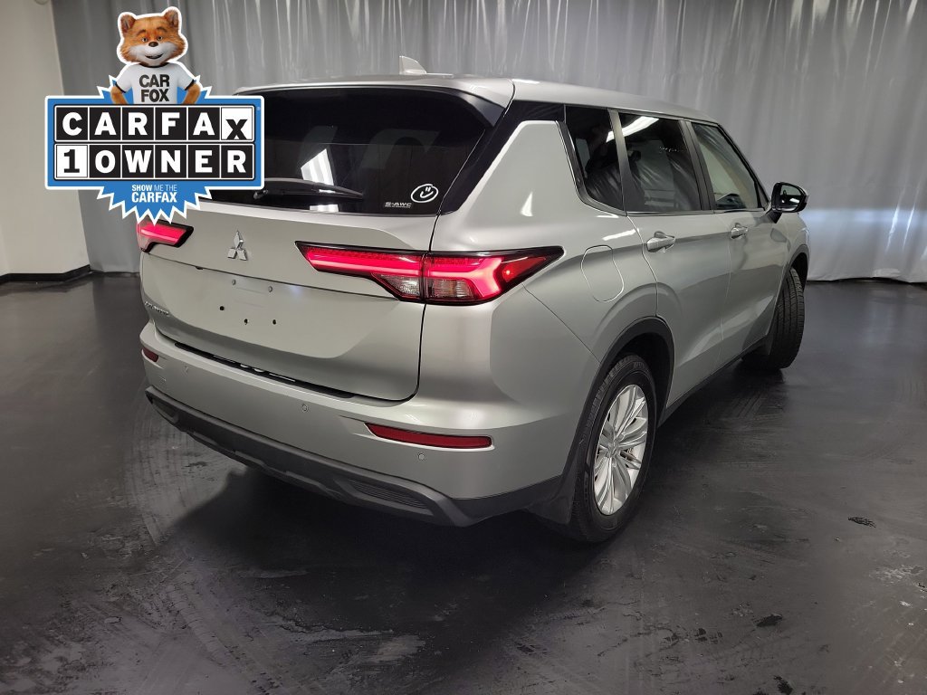 Used 2023 Mitsubishi Outlander ES AWD/4WD image 8