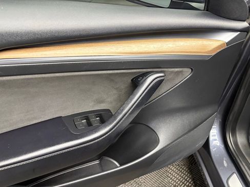 Used 2023 Tesla Model 3 Standard Range RWD image 27