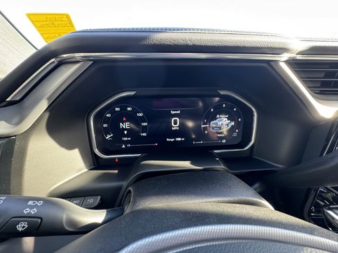 New 2026 GMC Sierra 2500 Denali w/ Denali Reserve Package image 14