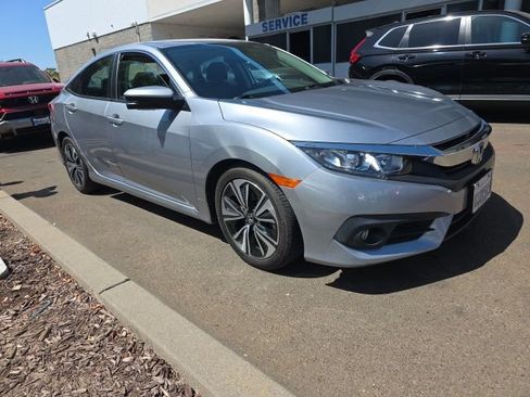 Used 2017 Honda Civic EX-L image 7