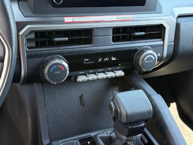 Used 2026 Toyota 4Runner SR5 AWD/4WD image 21