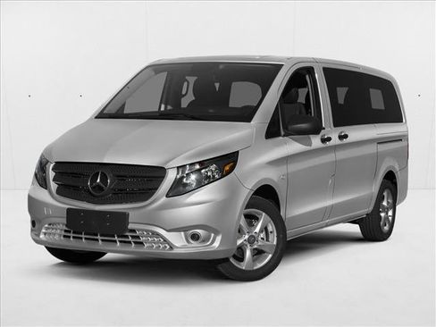 Used 2016 Mercedes-Benz Metris Passenger image 1