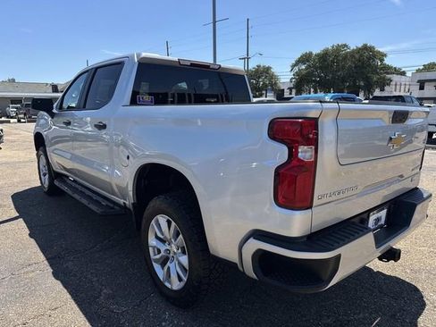 Used 2021 Chevrolet Silverado 1500 Custom RWD image 9