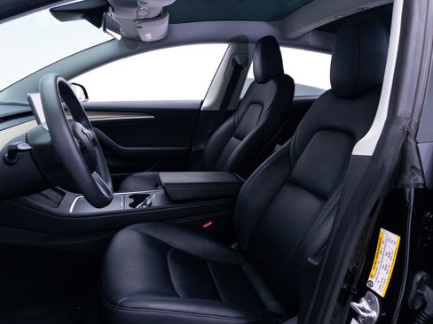 Used 2023 Tesla Model 3 Standard Range RWD image 17