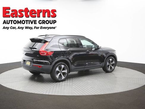 Used 2023 Volvo XC40 B4 Ultimate FWD image 36