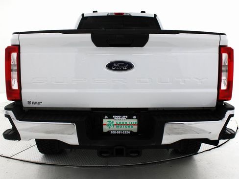 Used 2023 Ford F350 XLT image 5
