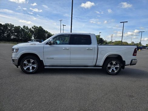 Used 2019 RAM 1500 Laramie AWD/4WD image 4