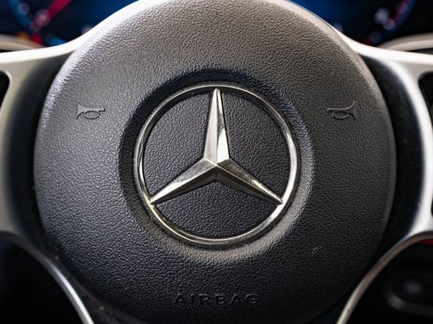 Used 2020 Mercedes-Benz GLE 350 4MATIC image 24