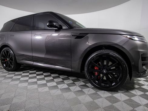 Used 2024 Land Rover Range Rover Sport Autobiography AWD/4WD image 2