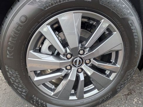 New 2026 Nissan Pathfinder SV image 26